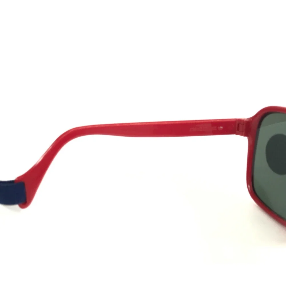 Vintage Bausch & Lomb Ray-Ban Sunglasses Cats 4000 Red w/ Green Lenses and Strap